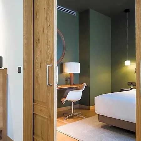 Arbaso Hotell 4*