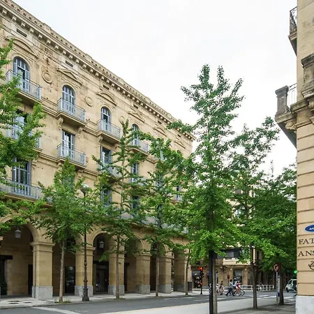 Arbaso מלון סן סבסטיאן