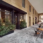 فندق Arbaso